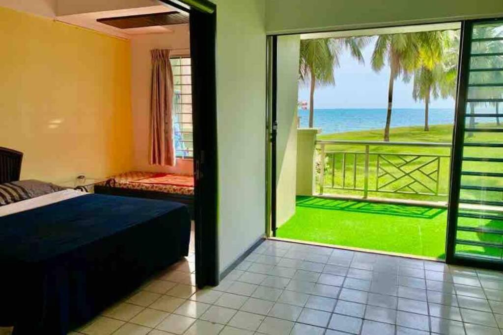 Port Dickson Pd Malacca Straits Homestay 외부 사진